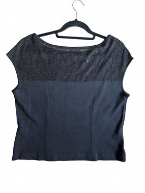 Women’s Black Lace-Accent Cap Sleeve Top